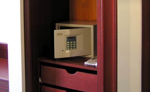 Un trabajador de un hotel de Benidorm, detenido por robar en las cajas